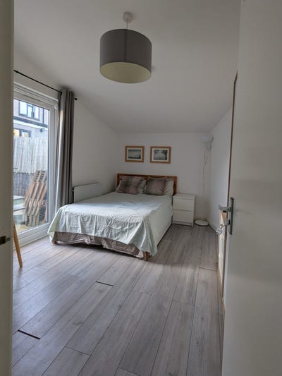 Ensuite DoubleRoom with All Bills in Shared House  Main Photo