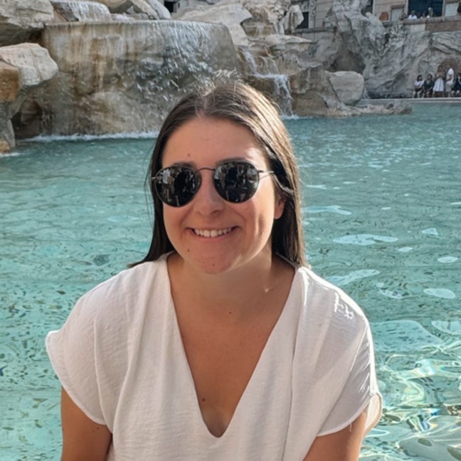 Aussie girl looking for room  Main Photo