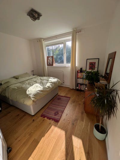 Bright spacious room available in Brockley  Main Photo