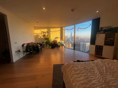 Light & Spacious Studio in Elephant and Castle Main Photo