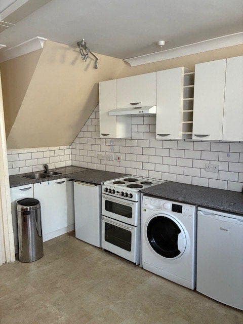 Studio flat 1 Bedroom Main Photo