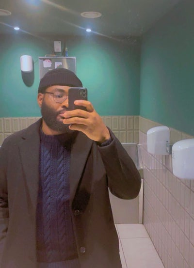 Professional Male seeks a single or double room Main Photo