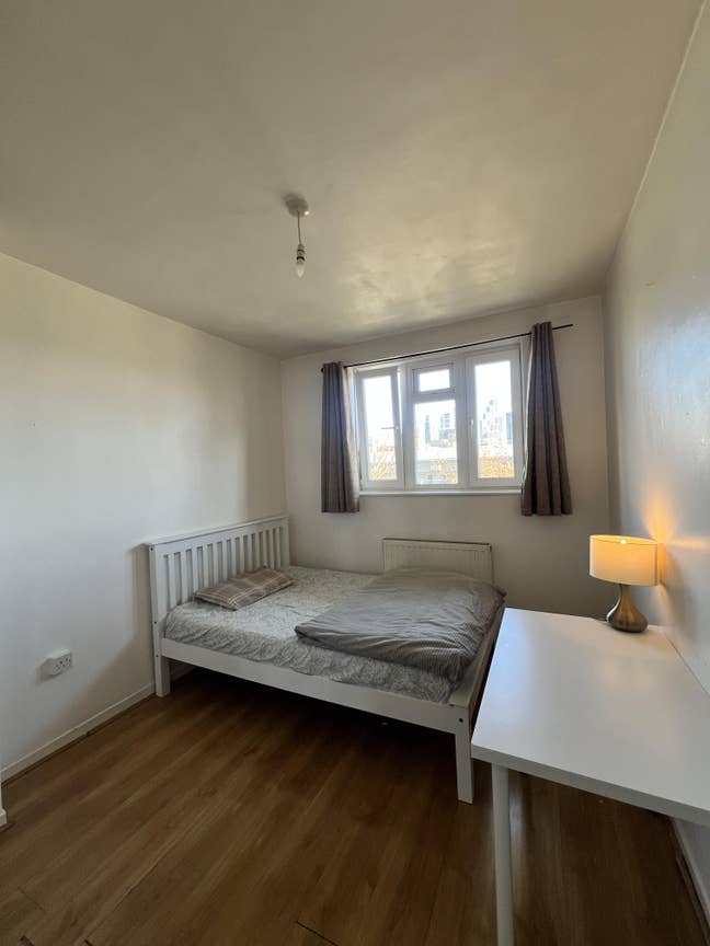 Room Available in Friendly 4-Bed Flat – Battersea Main Photo