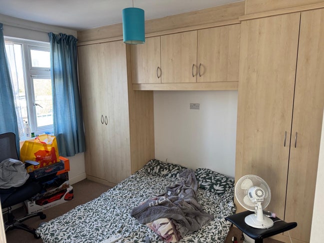 1 Double room & 1 Box room available from May 1st Main Photo
