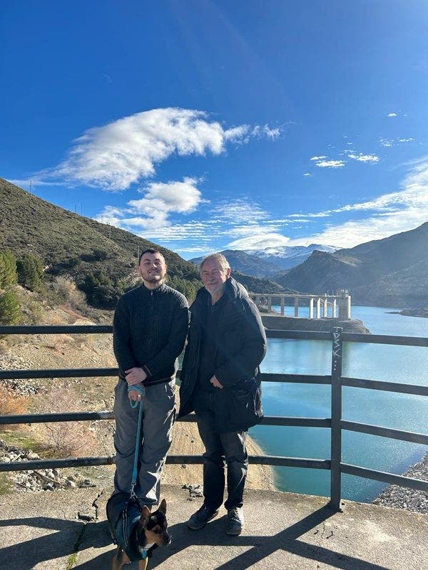 Looking for a 2-3 month sublet  Main Photo