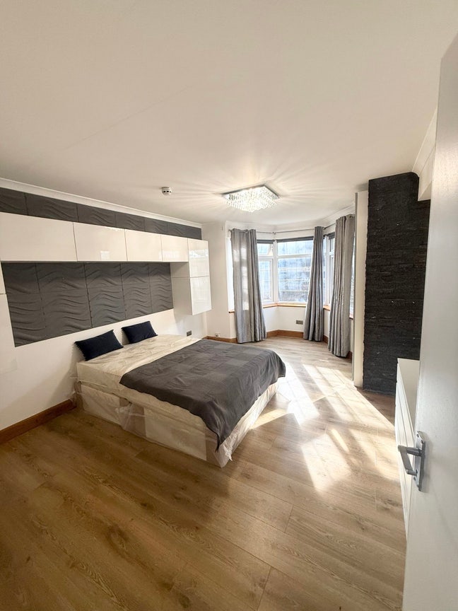 Cheap One Bedroom House Ready to Move in  Main Photo