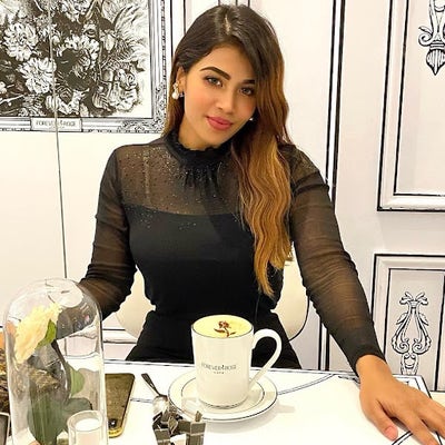 Room needed by professional couple Main Photo