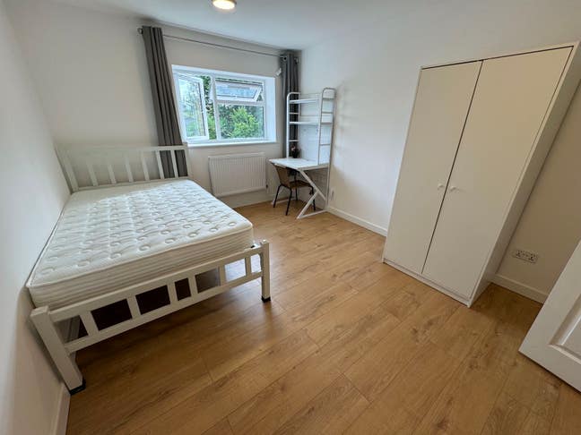 Fantastic Furnished Rooms near Addenbrooke's & ARM Main Photo