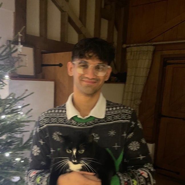 PhD student looking for a flat from August  Main Photo