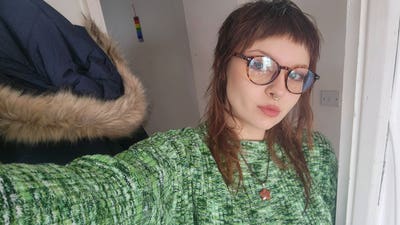 25 Professional Looking For Studio or Houseshare Main Photo