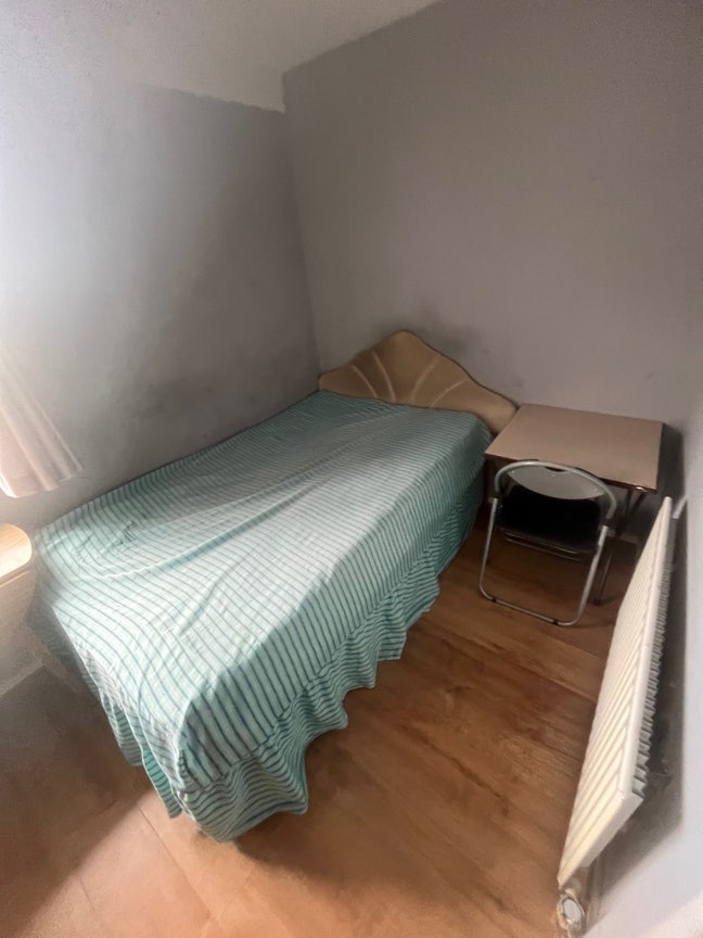 Rooms for sale in Harold Hill, Romford RM3 Main Photo