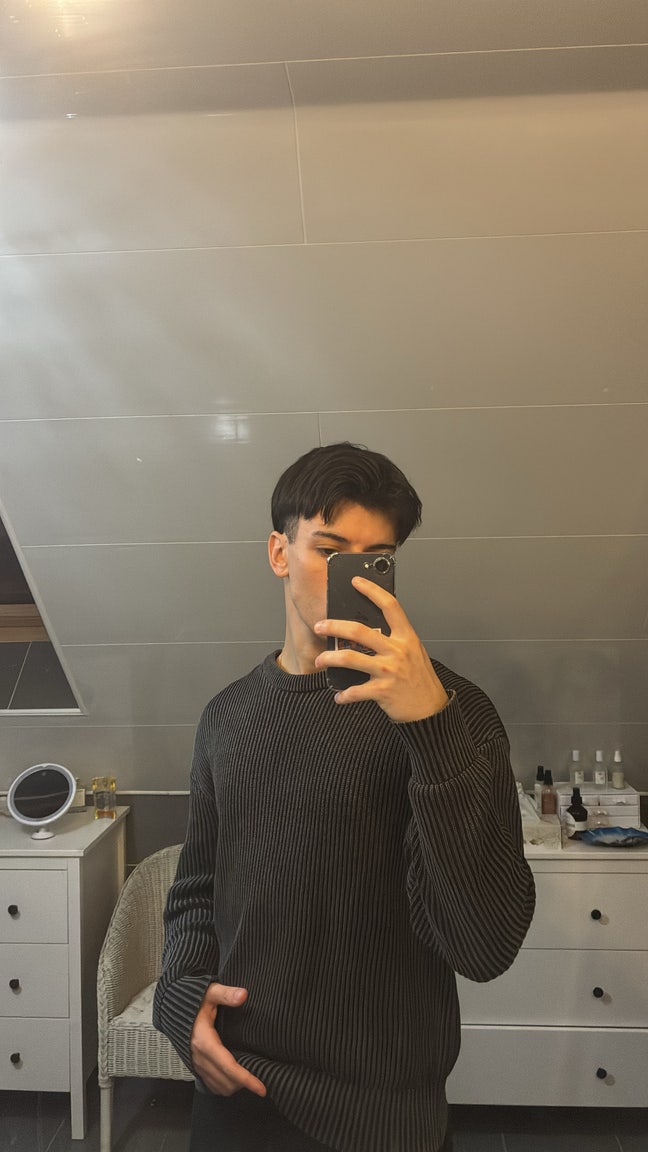 French postgrad moving to London for work ! Main Photo