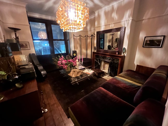 Double room in stunning 2 bed flat from early May Main Photo