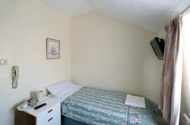 Single Room, Rosyth(10 minutes walk to Dockyard) Main Photo