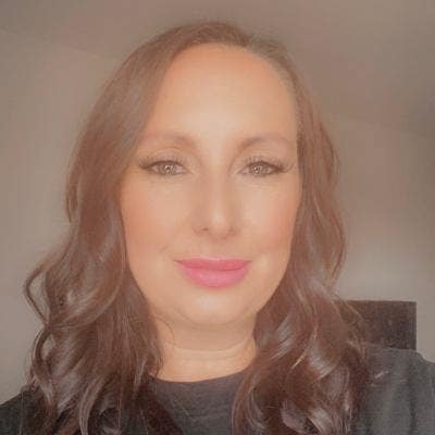 Mum & Son (7) son only stays every other week  Main Photo