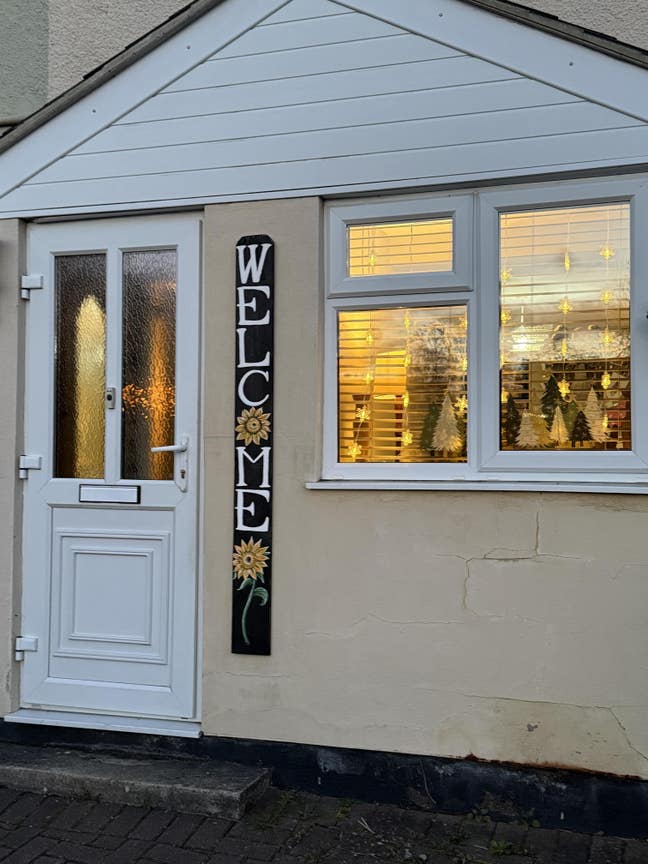 Mrs Tracey hallett Main Photo