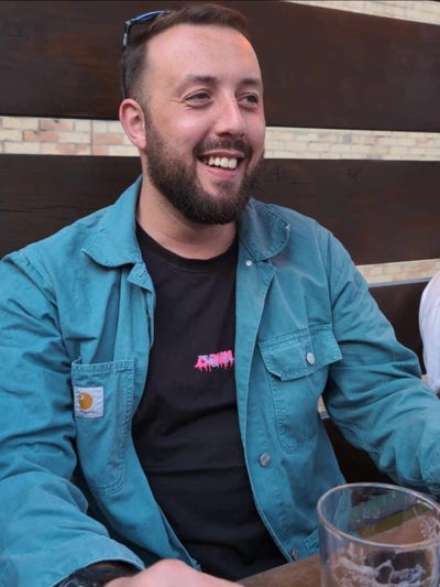 Professional Male, 30 — Looking for a Double Room Main Photo