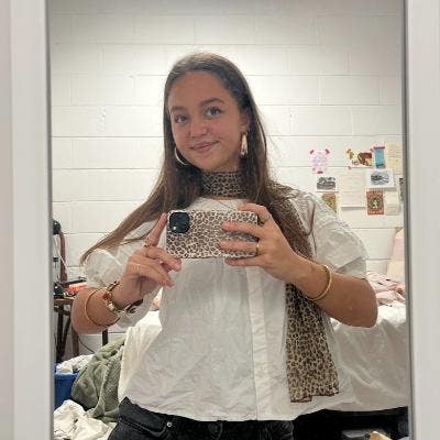 Student Female seeks a single or double room Main Photo