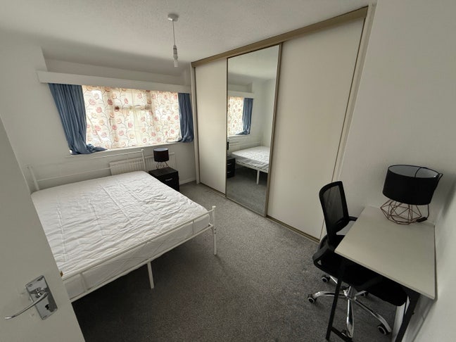 Brand New Double Rooms - Very Close to Airport Main Photo