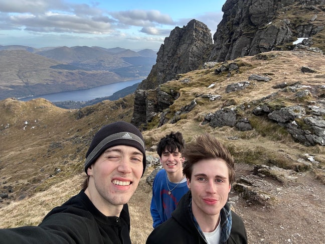 Student looking for flat Main Photo