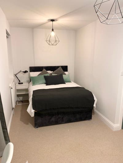 All Bills Included 🏠 Stylish En-suite & 360° Tour Main Photo