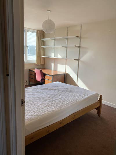 2 doubles Headington Master & balcony &pound;850 &pound;855  Main Photo