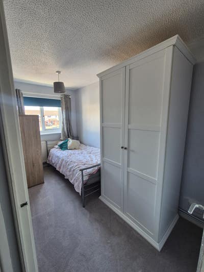 Single Room available to rent in Longford. Main Photo