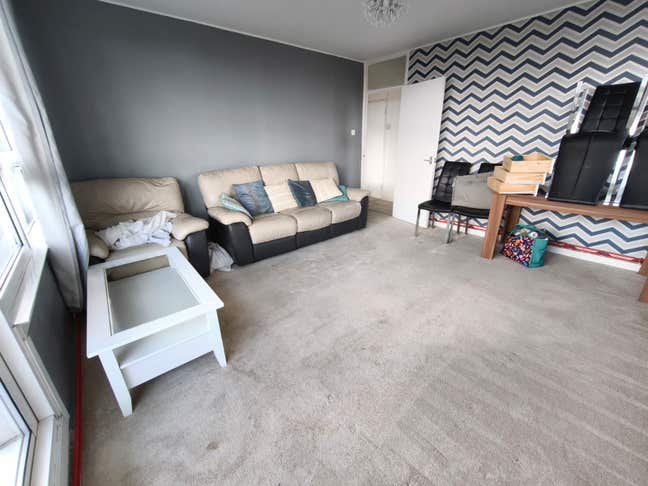 Stylish Furnished 1-Bed Flat Main Photo