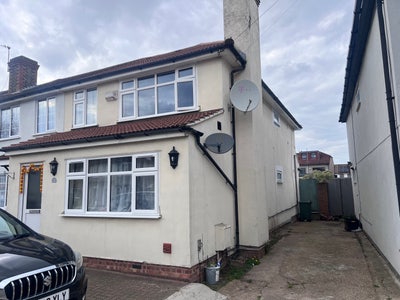 Double and Single Rooms Available  Main Photo