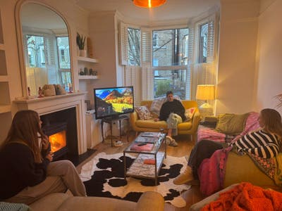 Got a room available in Amazing house Main Photo