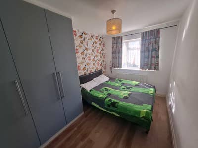 Modern Ensuite Room – UB7 0BD – Close to Heathrow Main Photo