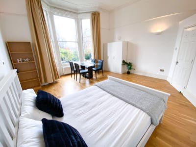 Xxl Doube Bedroom on the Famous Abbey Road  Main Photo