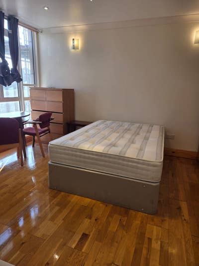 Paddington  W2 Lovely Double Rooms Main Photo