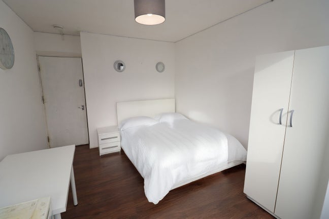 ✨Bright & Spacious Room:1min Walk to Island Garden Main Photo