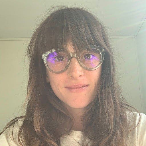 Student Female seeks a single or double room Main Photo