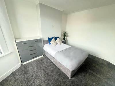 Newly Refurbished Room in Middlesbrough  Main Photo