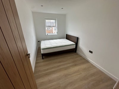 Double ensuite room Main Photo