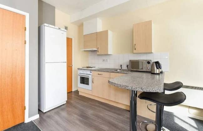 Ensuite Bronze Room at Canvas The Heights Main Photo