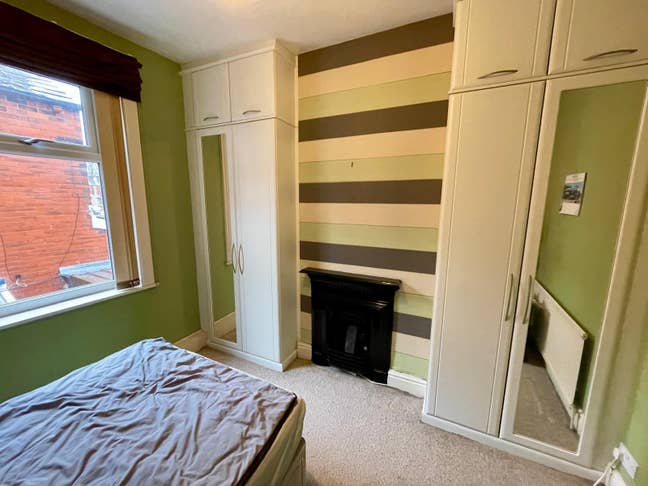 Great Double Bedroom close to Bolton Town Centre Main Photo