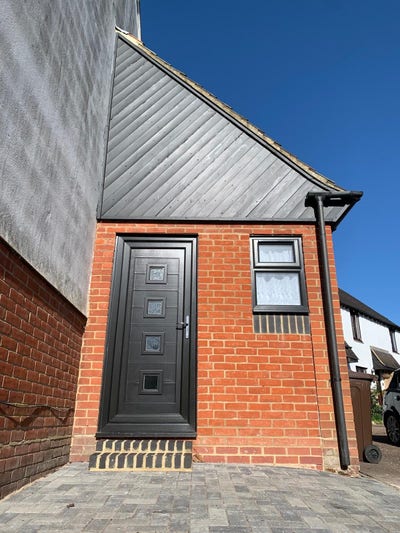 Fully furnished double bedroom with an En-suit Main Photo