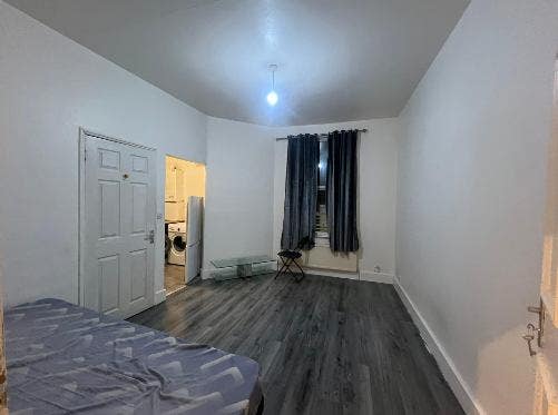 En Suite Studio In Harlesden Available Now Main Photo