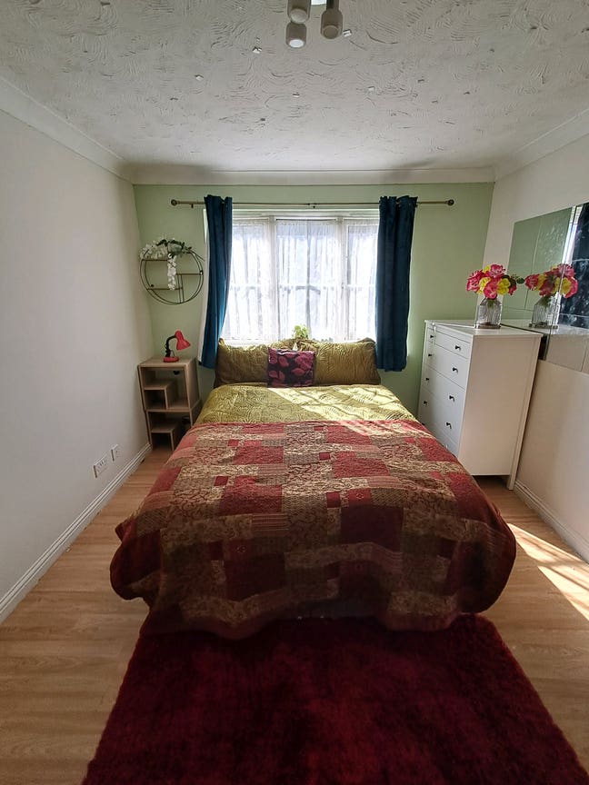 2 double rooms available Main Photo