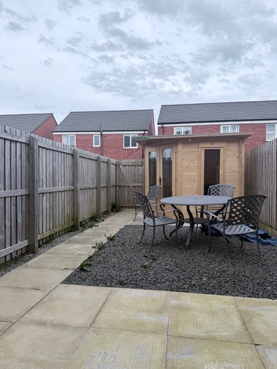 Double Room For Rent.  Main Photo