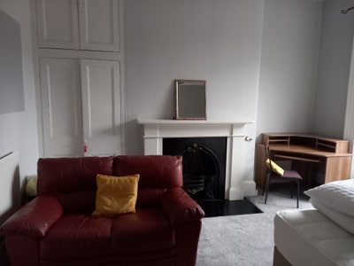 Double Room Available  Main Photo
