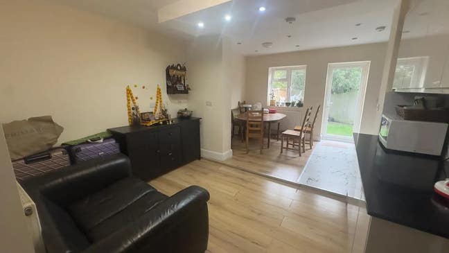 Extra Large En-suite room and a Large Double room  Main Photo