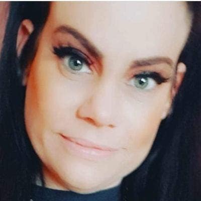 I am a female looking for a double room Main Photo