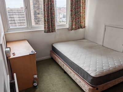 A double room available for rent Main Photo