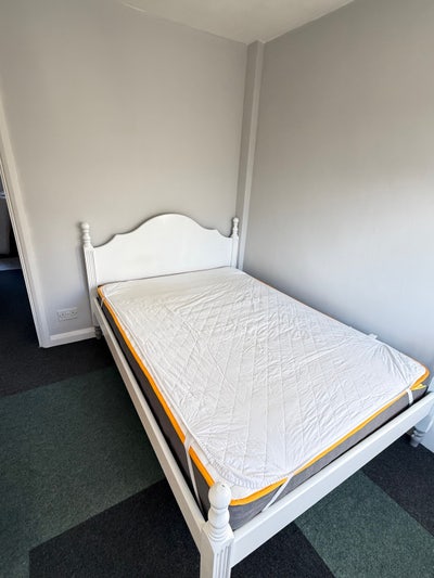 Double room for rent Main Photo