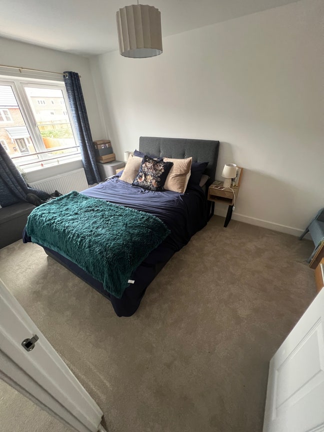 Large double room available  Main Photo