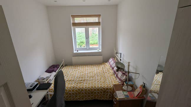 Room available in friendly house in Tooting Bec  Main Photo